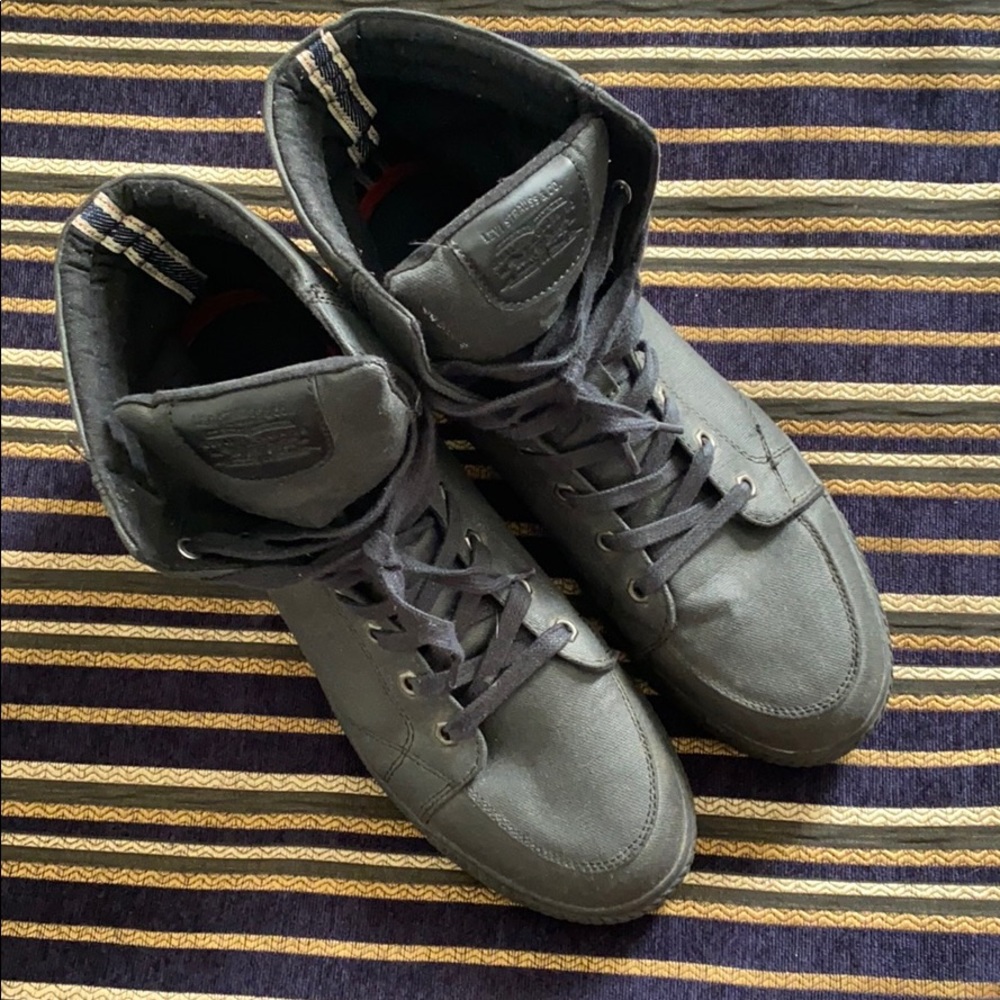 Levi’s boots